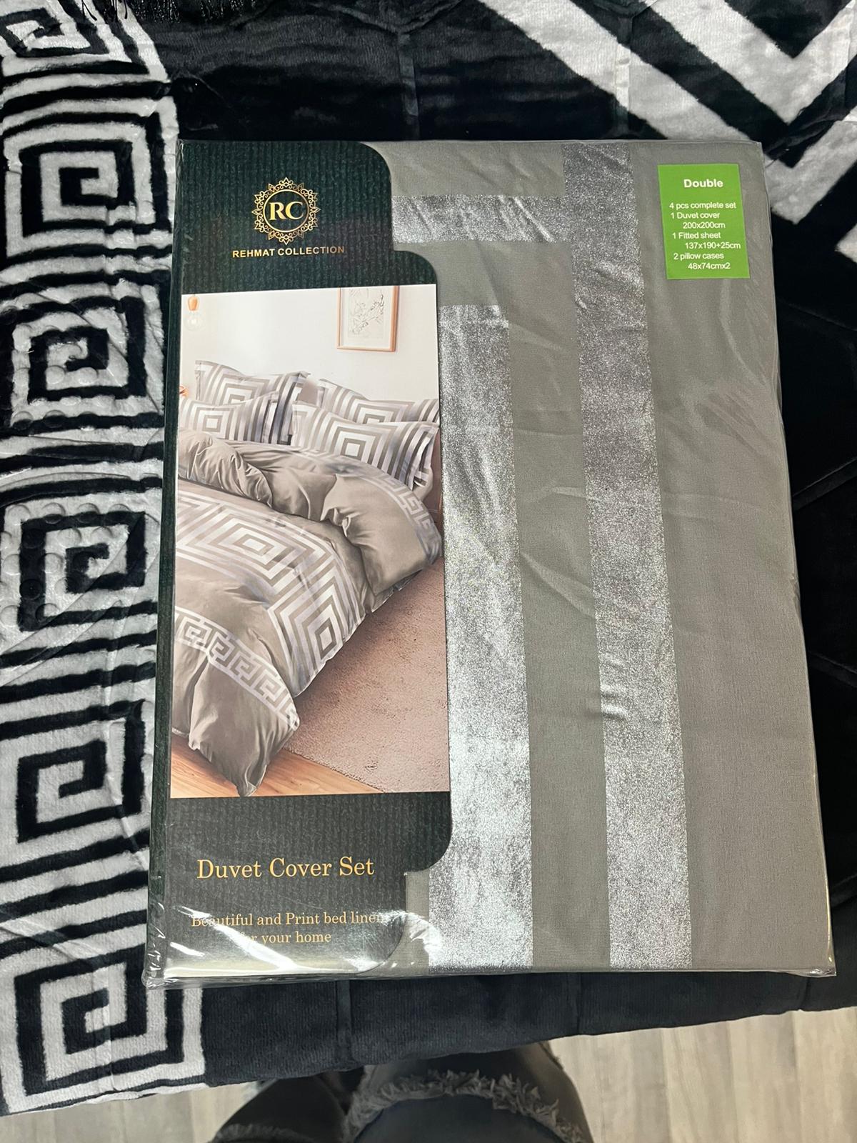 Rehmet Collection Bedding Superking size.