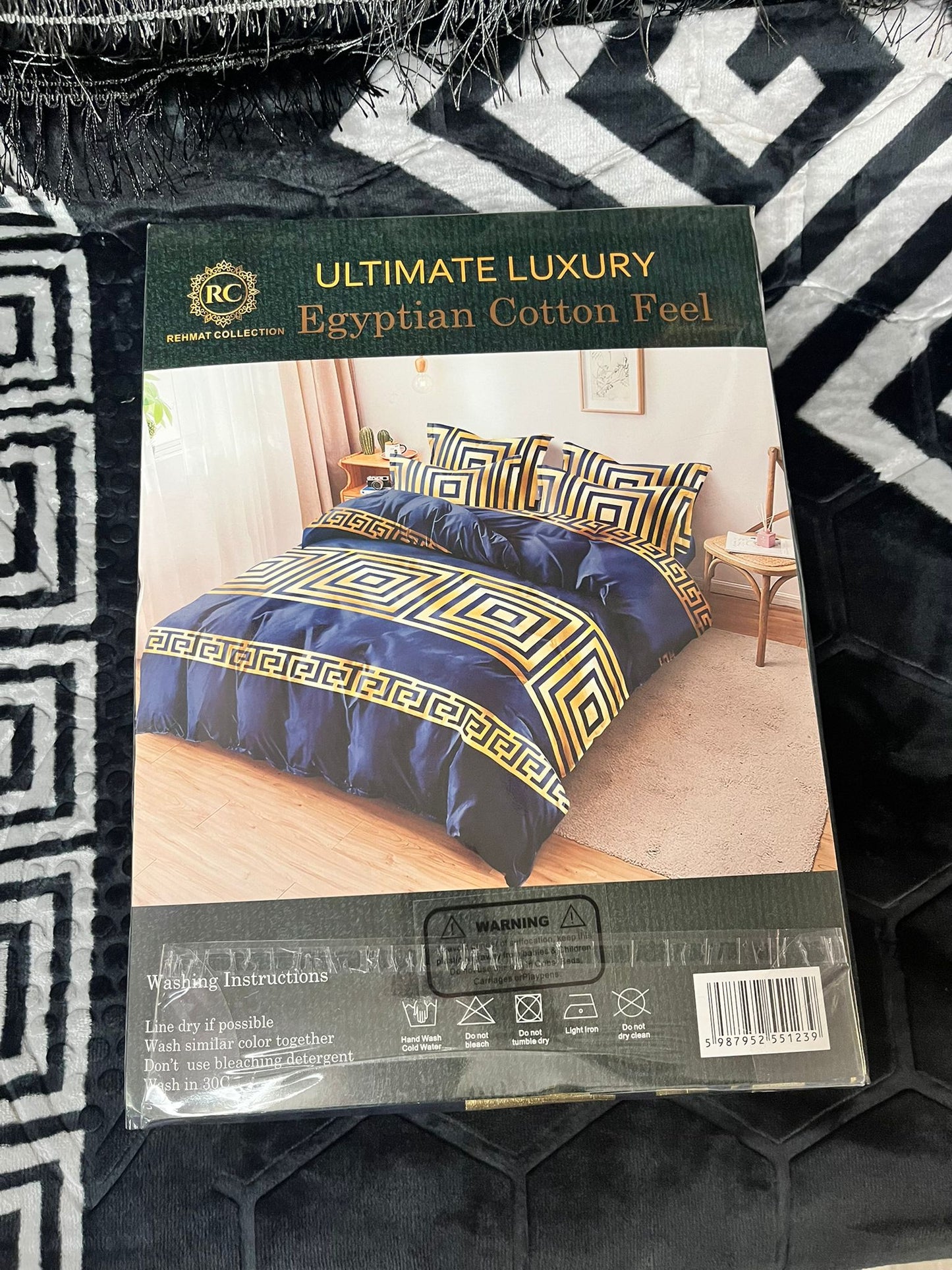 Rehmet Collection Bedding Superking size.
