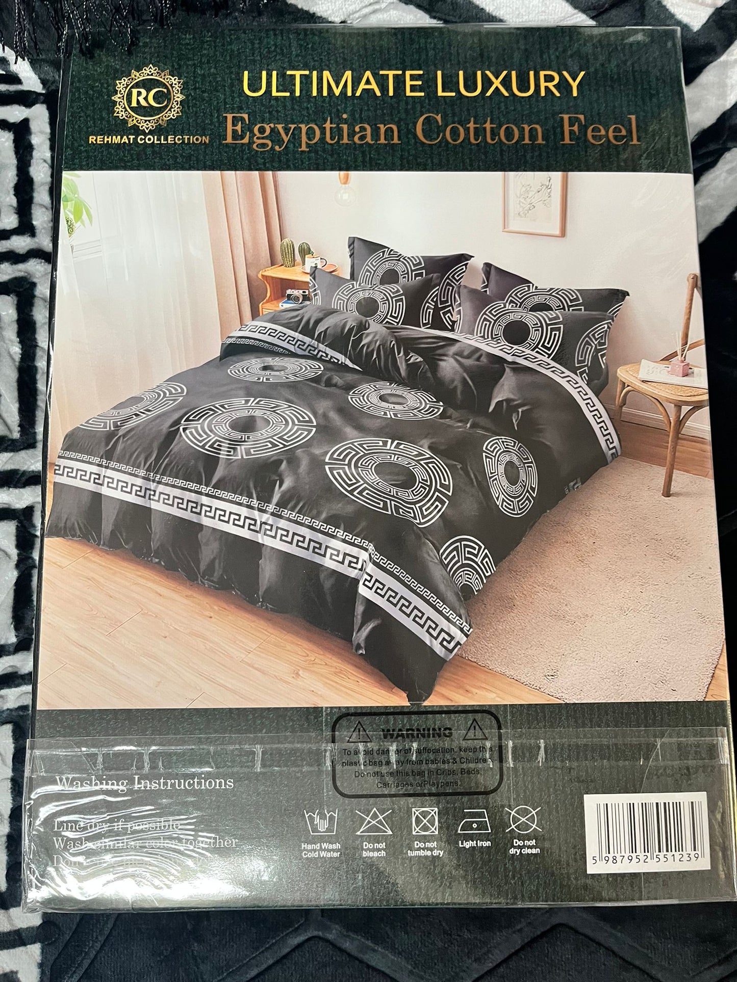 Rehmet Collection Bedding Superking size.
