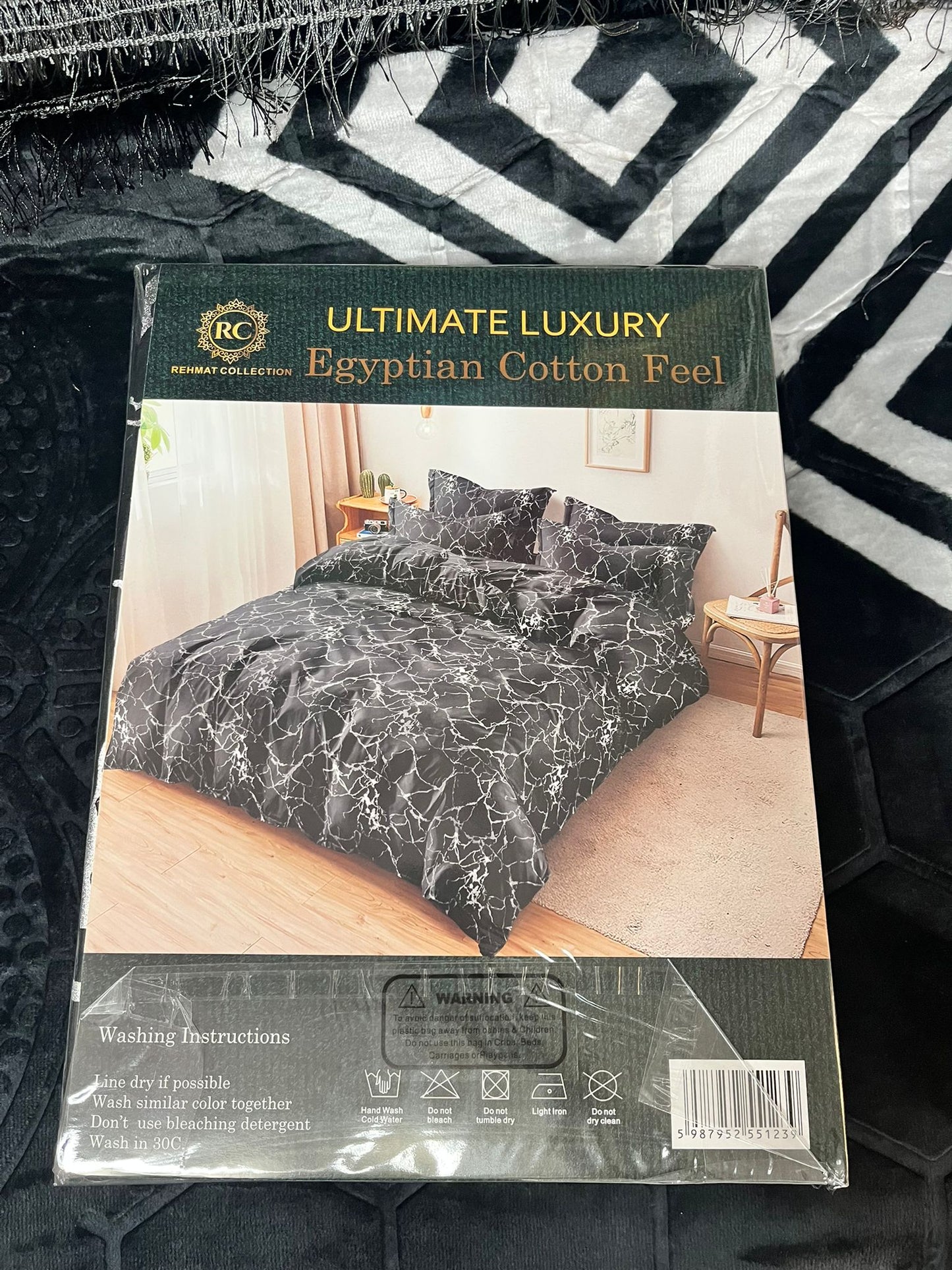 Rehmet Collection Bedding Superking size.