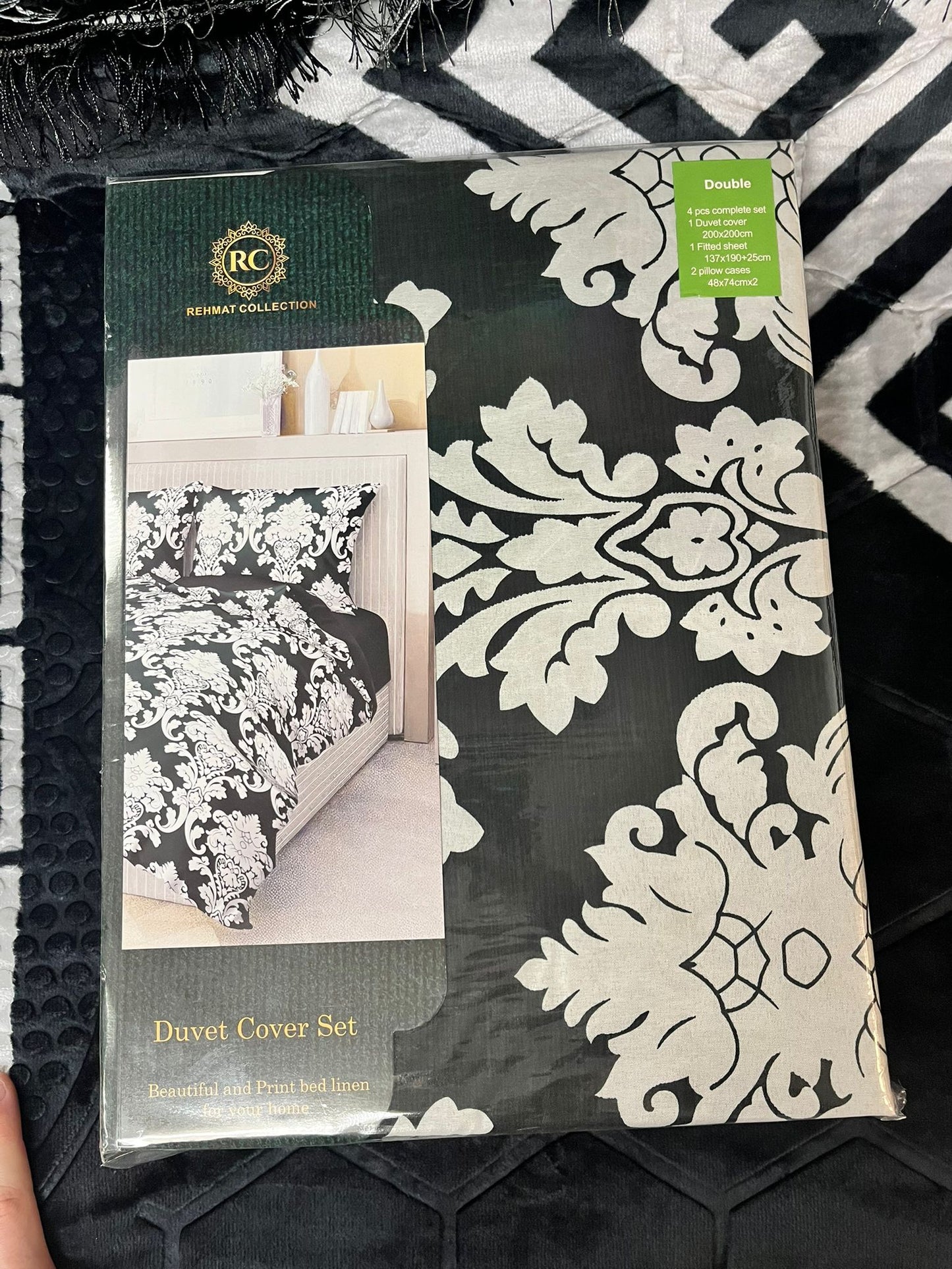 Rehmet Collection Bedding Superking size.
