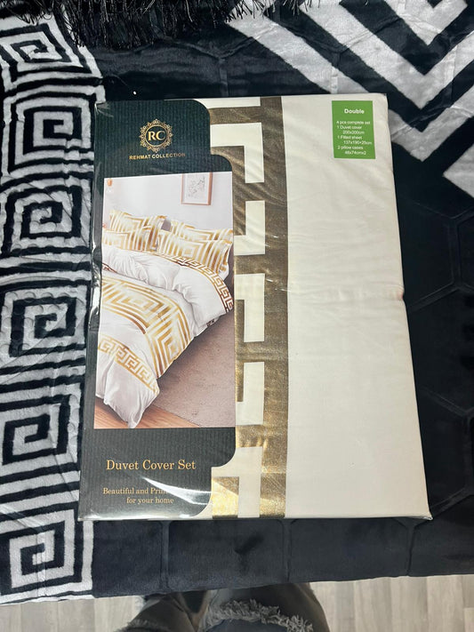 Rehmet Collection Bedding Superking size.
